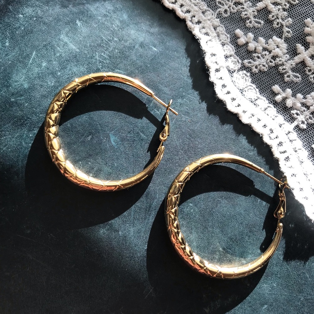 Textured Hoops - Picture 4 of 8